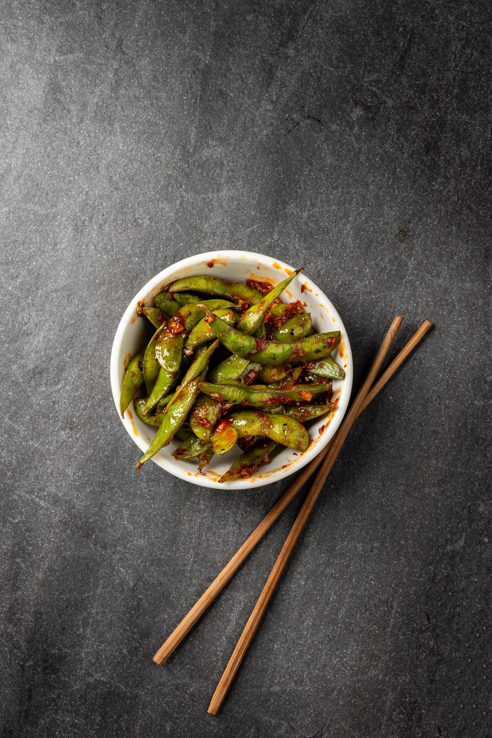 Acılı Edamame — Vibe Sushi İzmir Buca sushi fotoğraf çekimi, tepeden çekim | Mert Akdurak